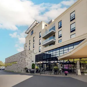 Hotel C By Carmen's, Bw Premier Collection, Hamilton